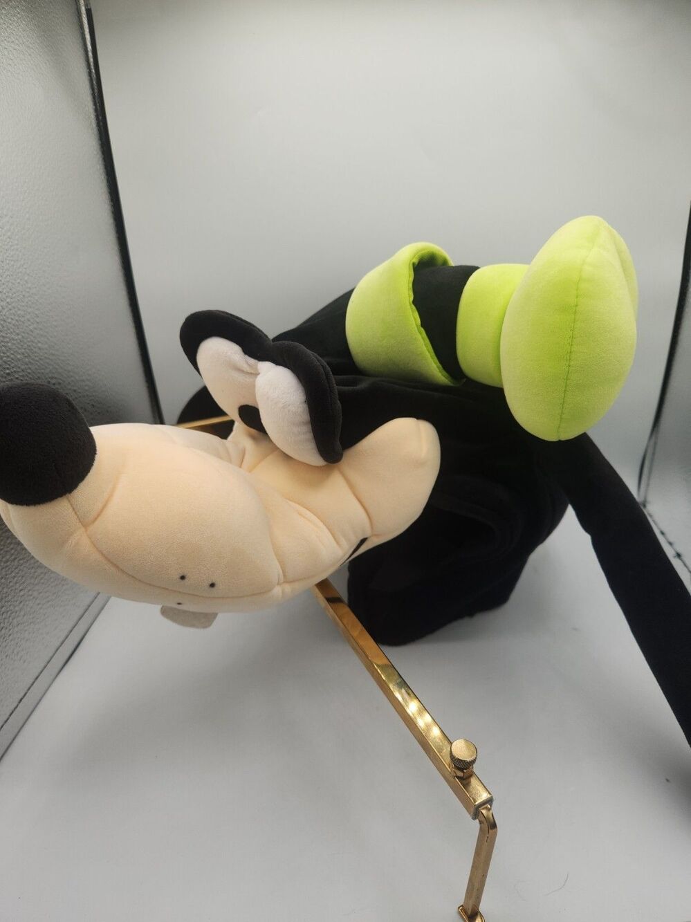 Disney Goofy Plush Character Hat Unisex Medium Black Green Halloween Costume